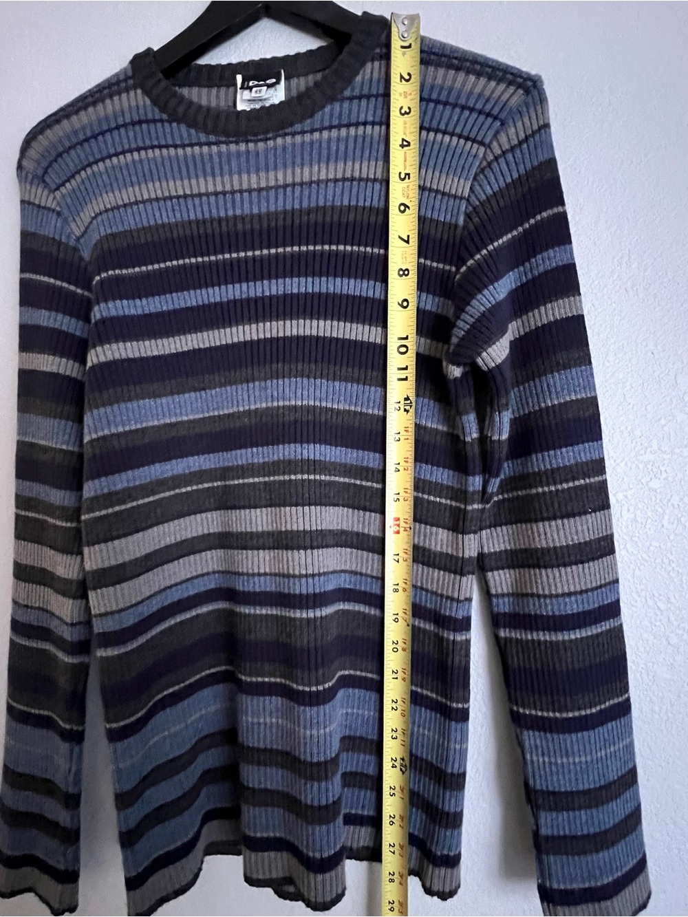 Vintage Dolce & Gabbana Women’s Wool Striped Sweater Size 38 Blue - Picture 8 of 8